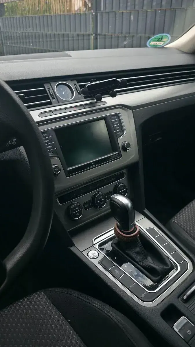 Gebraucht VW Passat 150 PS (110 kW) 2017 Silber Kombi