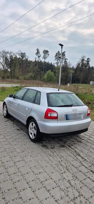 Second-hand Audi A3 105 CP (77 kW) 2003 Gri Hatchback