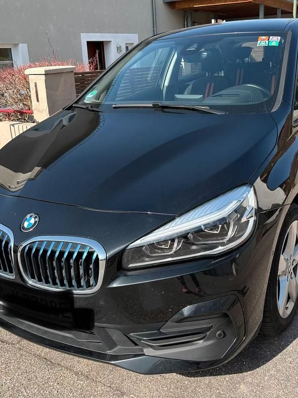 Gebraucht BMW 225 iPerformance 100 PS (73 kW) 2019 Schwarz Kombi