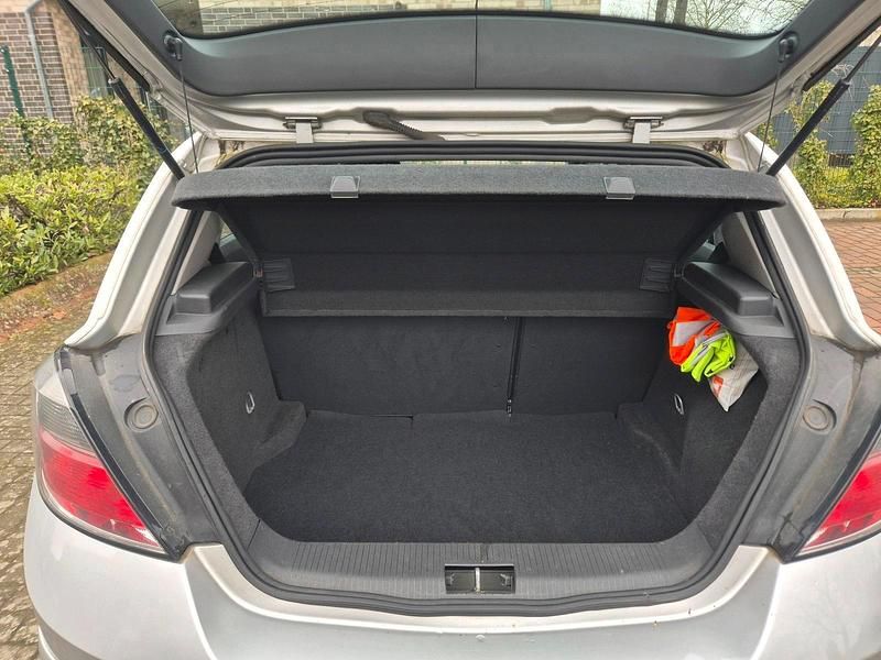 Gebraucht Opel Astra 2007 Silber Kleinwagen