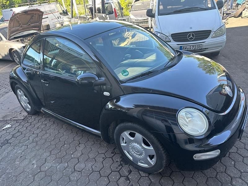 Gebraucht VW New Beetle 115 PS (84 kW) 2001 Schwarz Kleinwagen