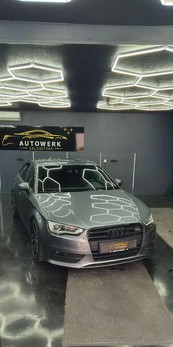 Gebraucht Audi A3 Sportback Ambition 150 PS (110 kW) 2014 Grau Kleinwagen