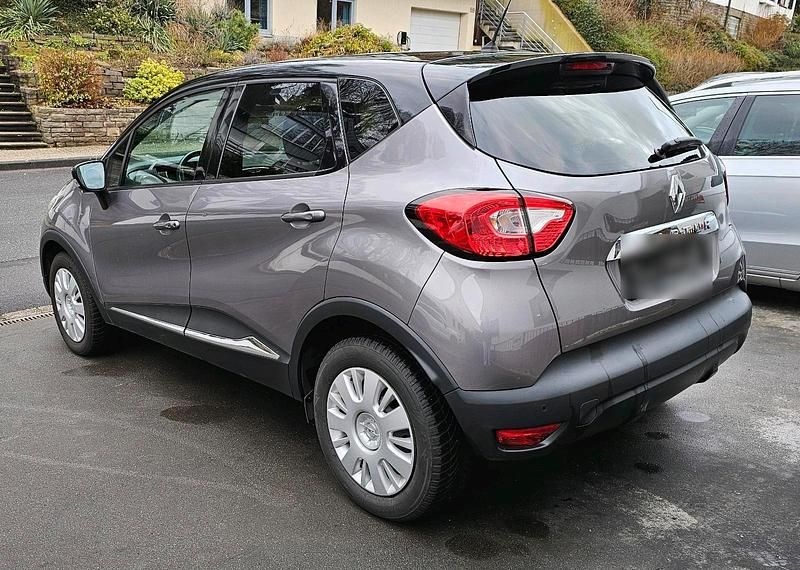 Gebraucht Renault Captur 110 PS (80 kW) 2016 Silber SUV