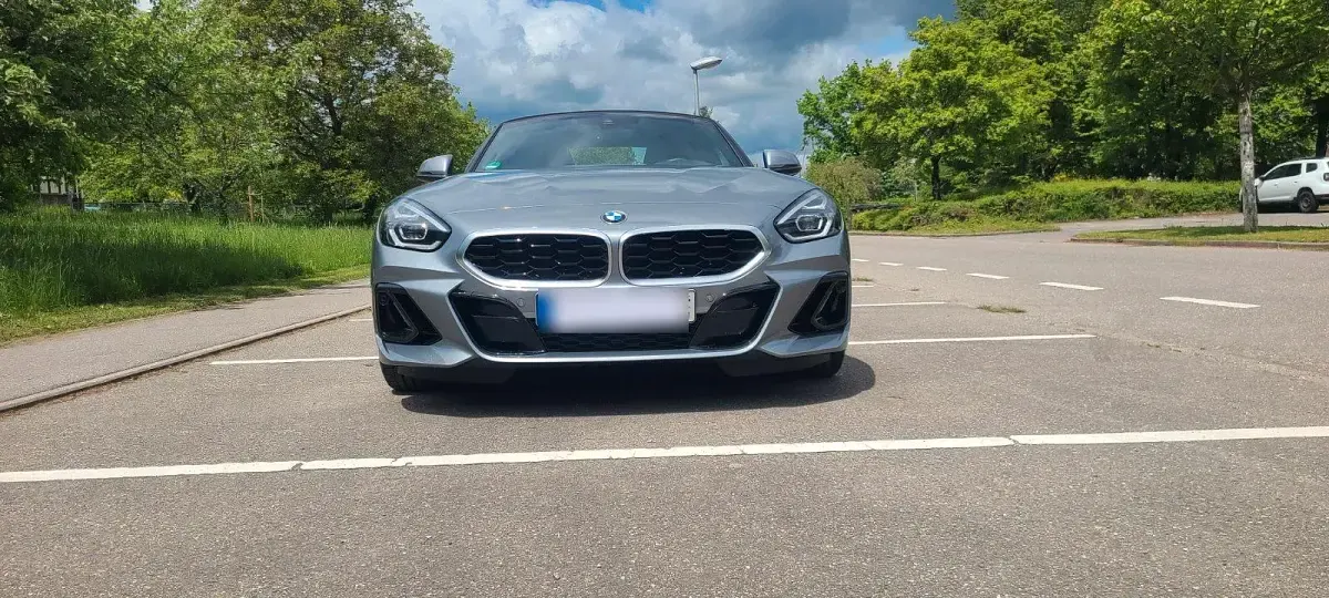 Gebraucht BMW Z4 M Sport 197 PS (144 kW) 2023 Grau Cabrio