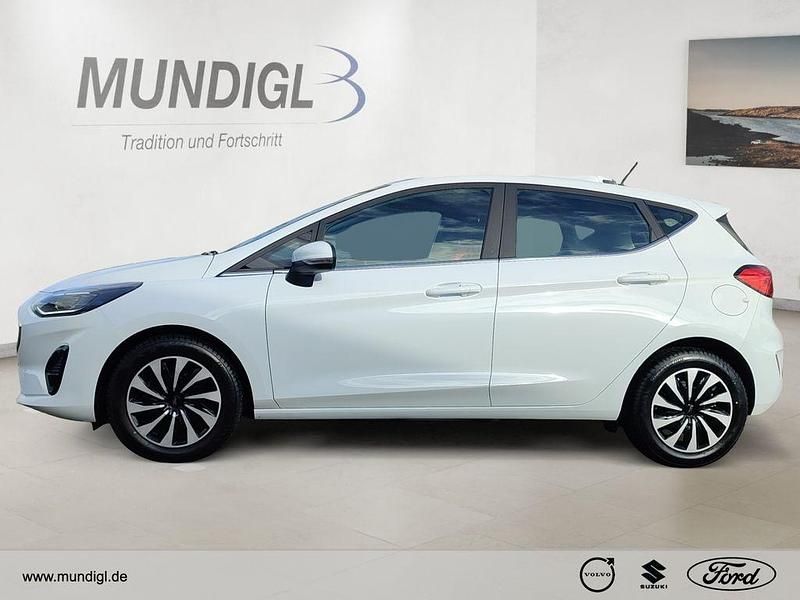Gebraucht Ford Fiesta Titanium 125 PS (91 kW) 2022 Weiss Kleinwagen
