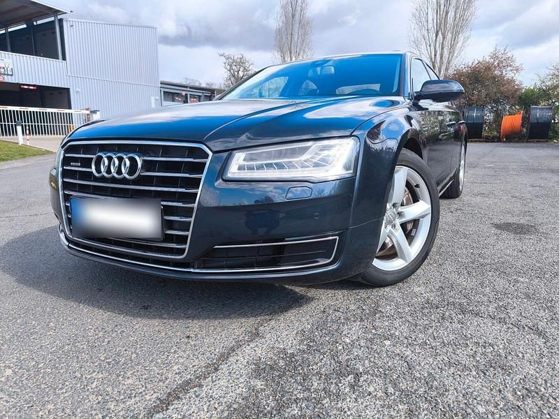 Usata Audi A8 385 CV (283 kW) 2013 Blu Berlina