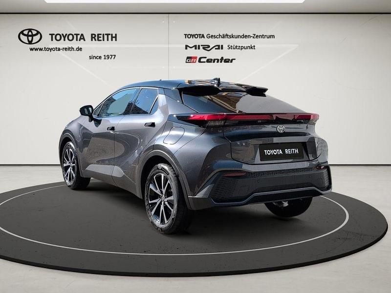 Neu Toyota C-HR 152 PS (111 kW) 2025 Marlingrau met./ dach schwarz SUV