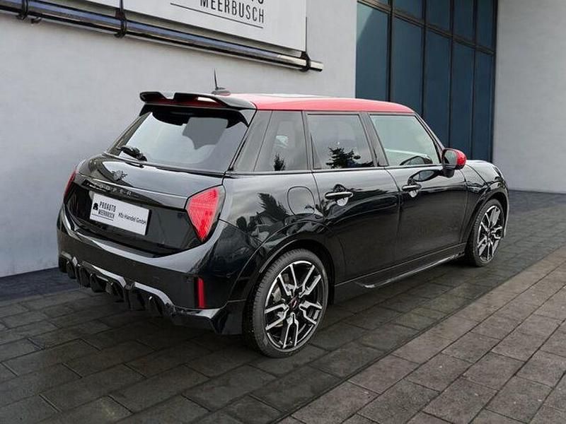 Gebraucht Mini John Cooper Works 156 PS (114 kW) 2024 Schwarz Kleinwagen