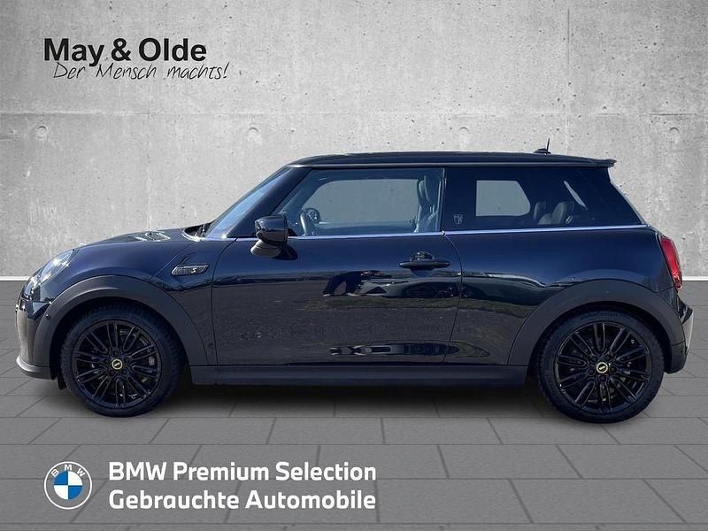 Gebraucht Mini Cooper SE 135 kW (184 PS) 2022 Schwarz Kleinwagen