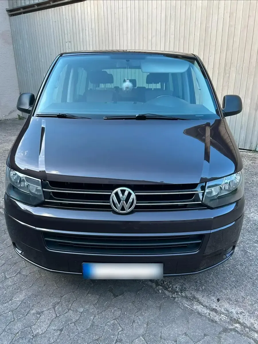 Gebraucht VW Multivan 140 PS (102 kW) 2011 Braun Van / Kleinbus