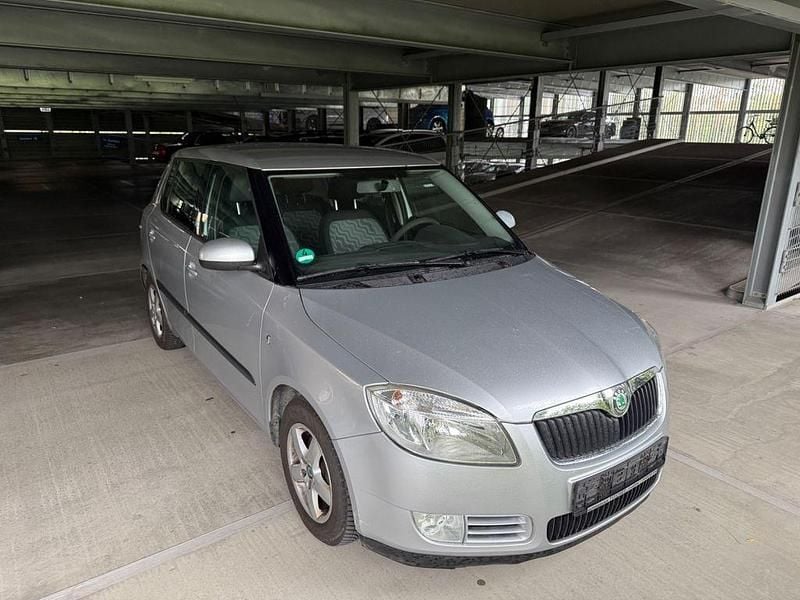 Silber Gebraucht 2008 Skoda Fabia GreenLine Limousine | 850 € (Superpreis) - Bild 1/4