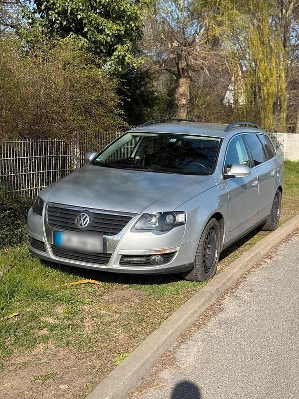 Gebraucht VW Passat 140 PS (102 kW) 2005 Silber Kombi