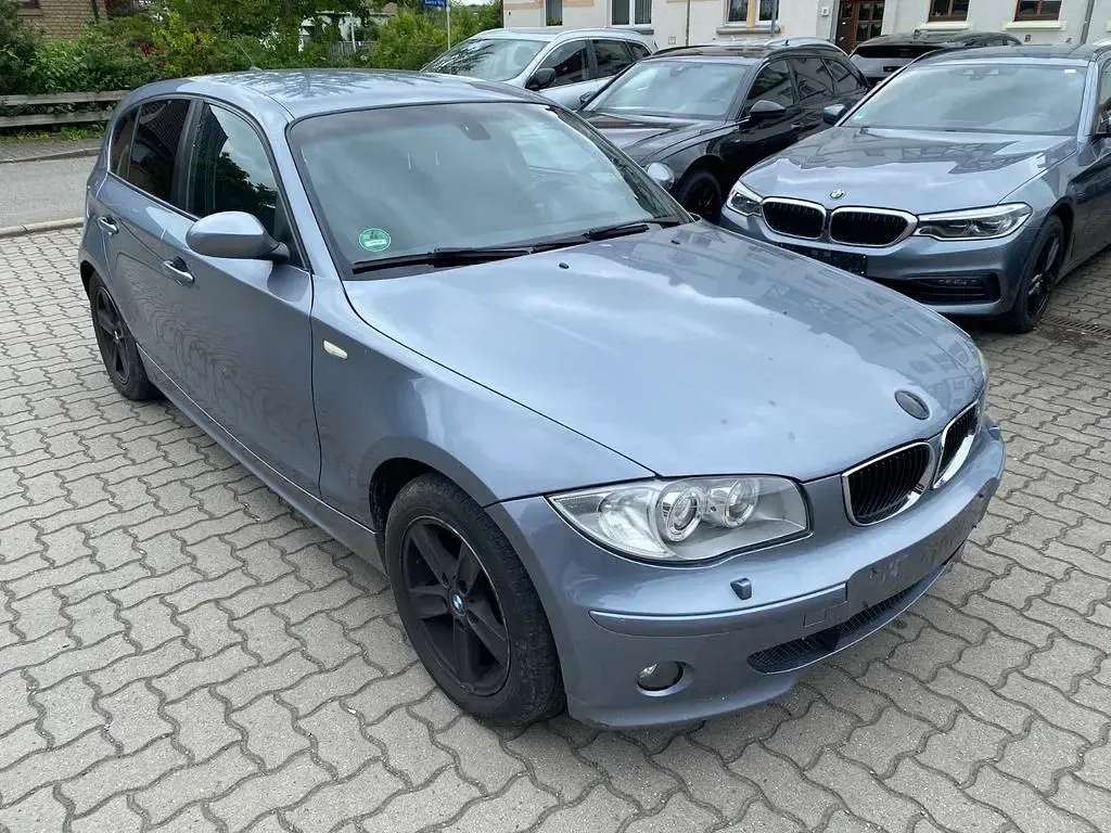 Gebraucht BMW 116 116 PS (85 kW) 2005 Blau Kleinwagen