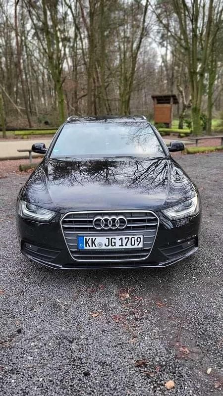 Gebraucht Audi A4 Ambition 120 PS (88 kW) 2013 Schwarz Kombi