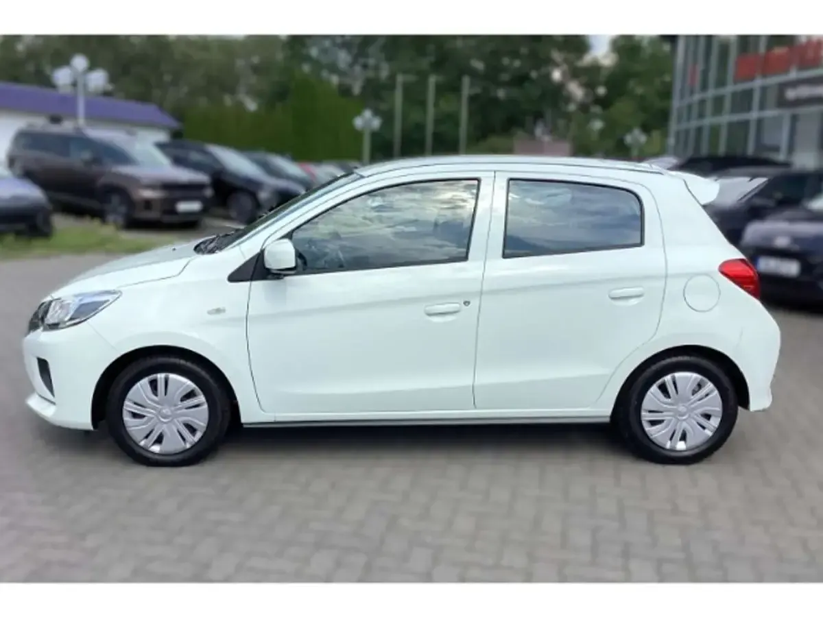 Gebraucht Mitsubishi Space Star Select 71 PS (52 kW) 2023 Islandweiss (s) Kleinwagen