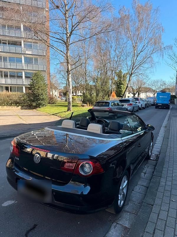 Gebraucht VW Eos 115 PS (84 kW) 2008 Schwarz Cabrio