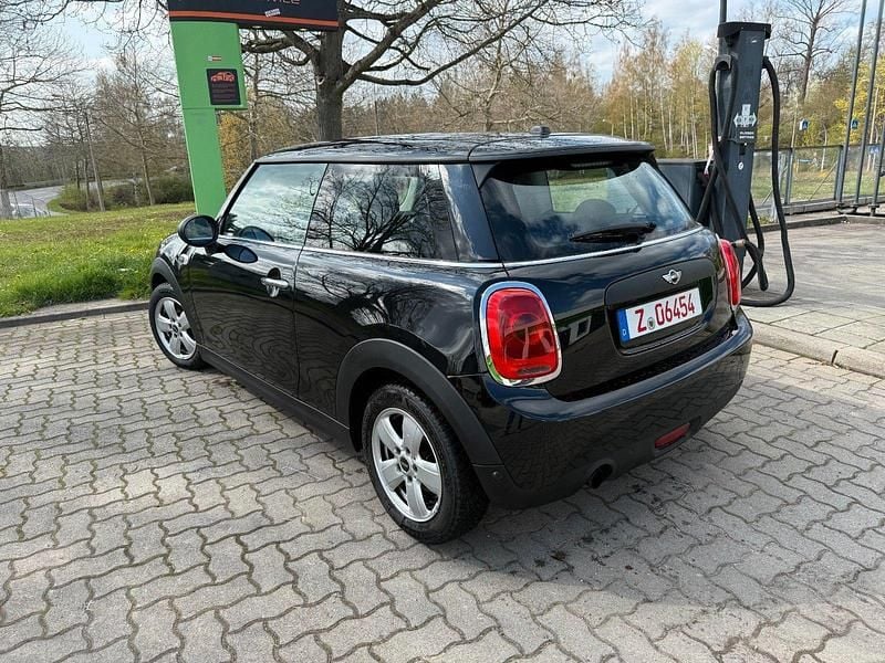 Usado Mini ONE 75 HP (55 kW) 2016 Preto Citadino