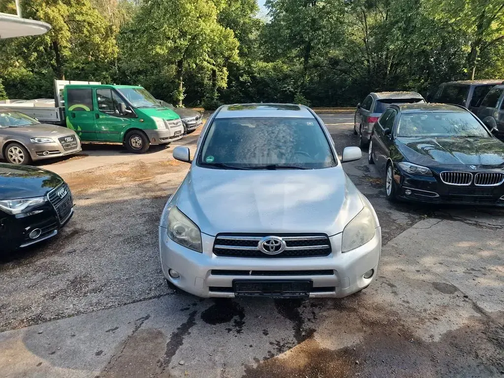 Gebraucht Toyota RAV4 Executive 177 PS (130 kW) 2006 Silber SUV