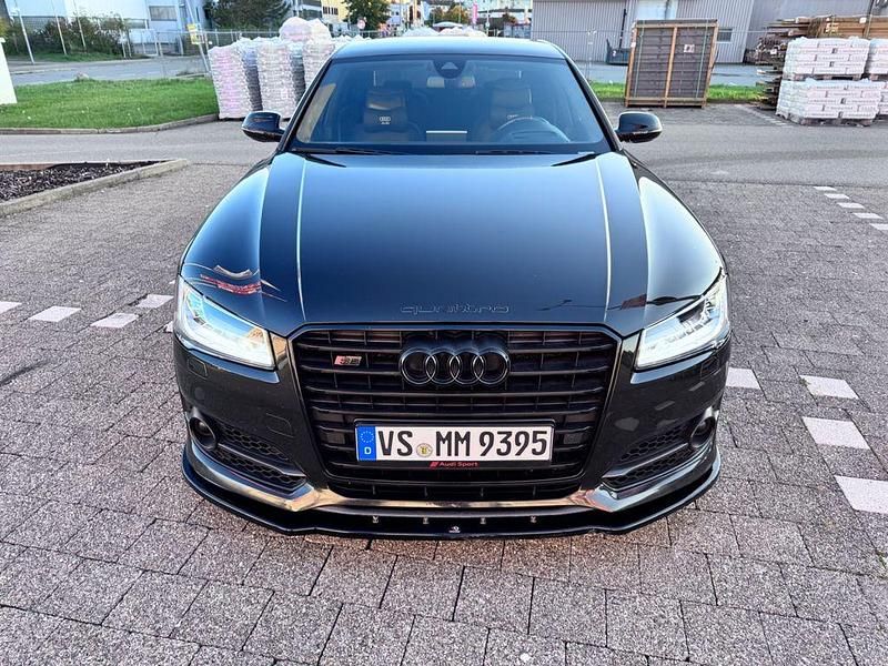 Schwarz Gebraucht 2017 Audi S8 plus Ambiente Limousine | 39.000 € (Guter Preis) - Bild 1/4