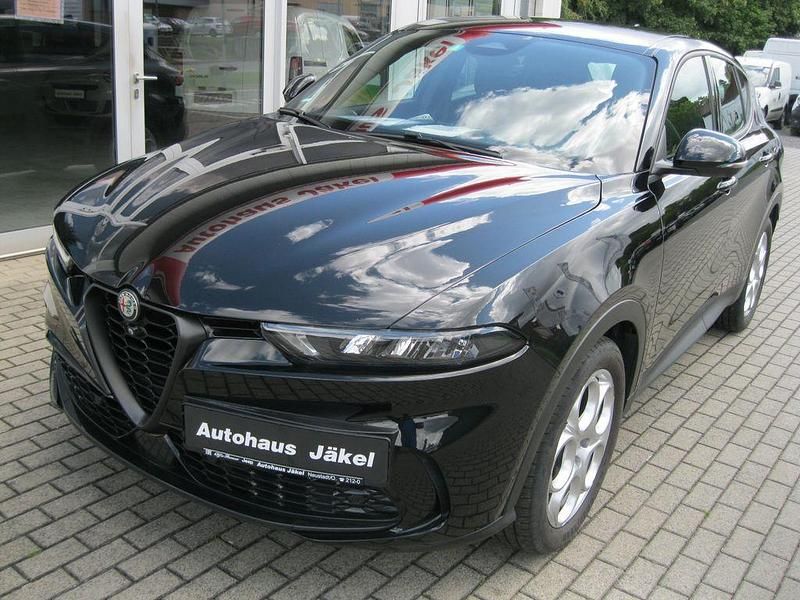 Schwarz Gebraucht 2023 Alfa Romeo Tonale Sprint SUV | 24.900 € (Fairer Preis) - Bild 1/4