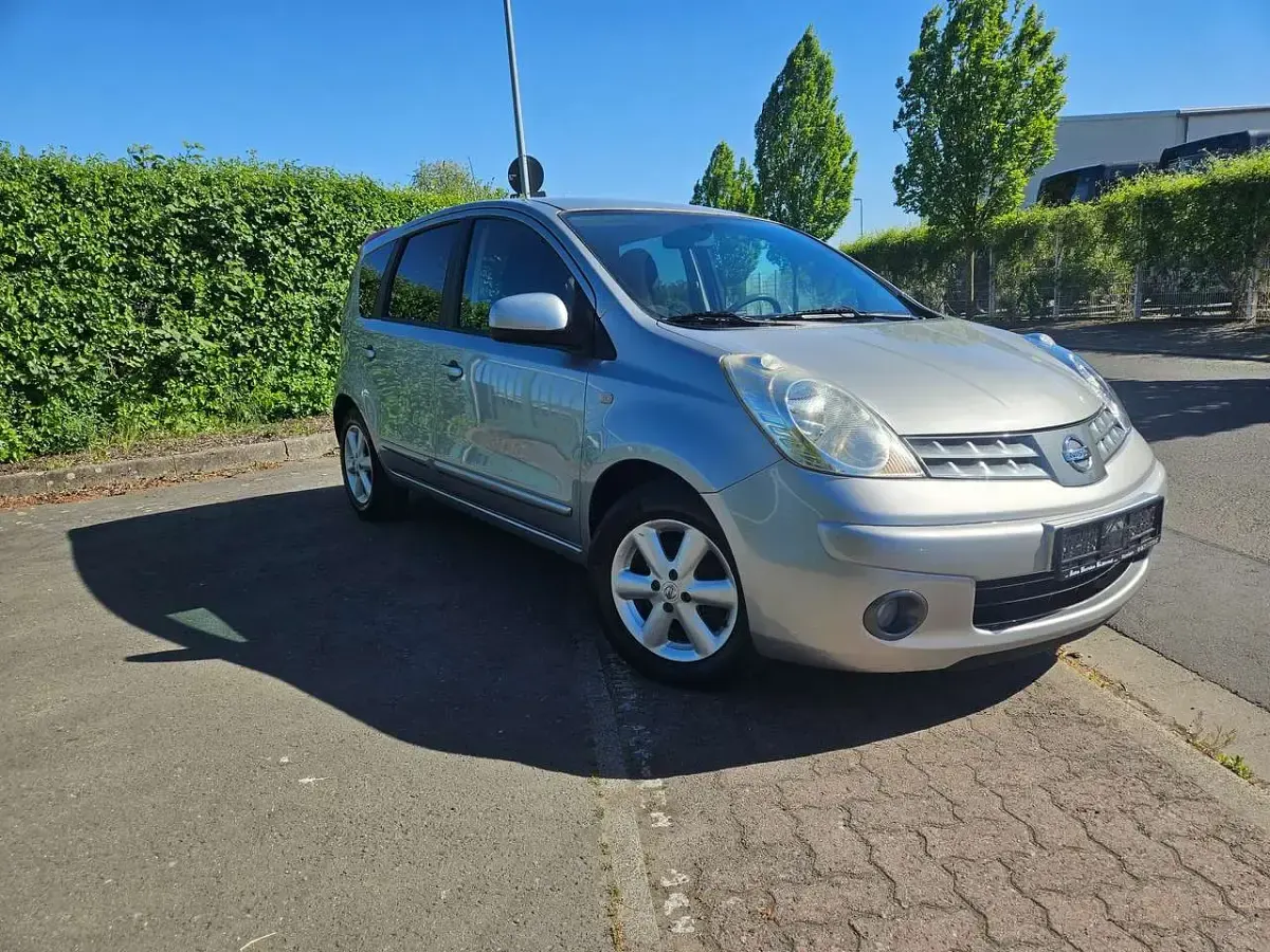 Gebraucht Nissan Note Acenta 88 PS (64 kW) 2008 Silver (m) Kleinwagen