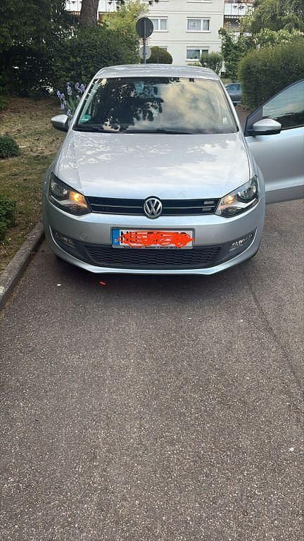 Silber Gebraucht 2012 VW Polo Limousine | 6.500 € (Fairer Preis) - Bild 1/4