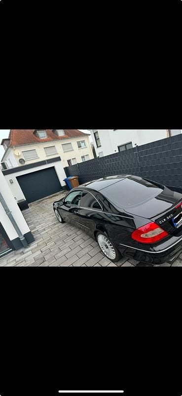 Gebraucht Mercedes CLK320 224 PS (164 kW) 2006 Schwarz Coupé