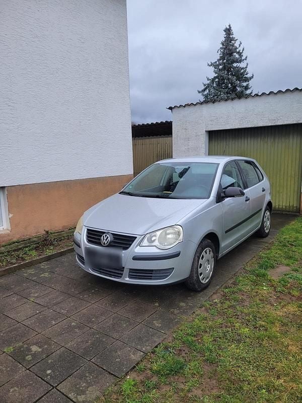 Gebraucht VW Polo 64 PS (47 kW) 2005 Silber Kleinwagen