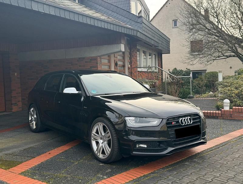 Schwarz Gebraucht 2014 Audi S4 Kombi | 13.900 € (Superpreis) - Bild 1/4