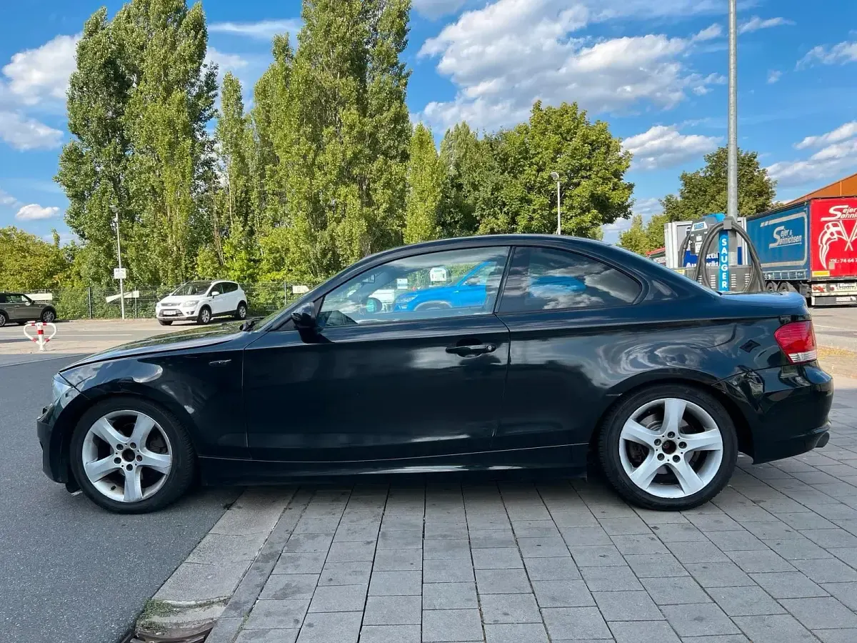 Gebraucht BMW 120 Coupé 177 PS (130 kW) 2008 Schwarz Coupé
