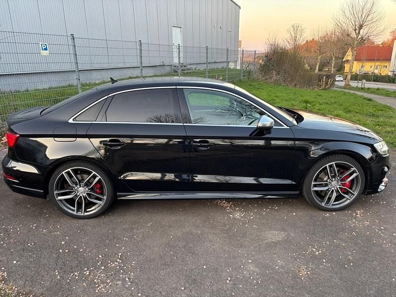 Second-hand Audi S3 310 CP (228 kW) 2017 Negru Berlinǎ