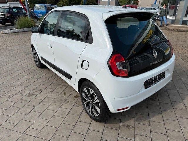 Gebraucht Renault Twingo Zen 65 PS (47 kW) 2022 Weiß Kleinwagen