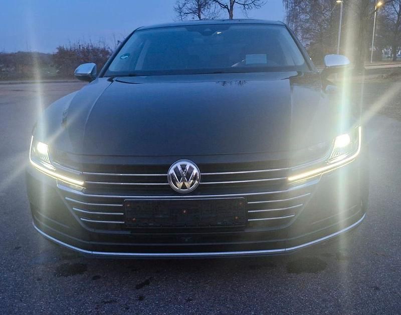 Gebraucht VW Arteon Elegance 190 PS (139 kW) 2019 Schwarz Kleinwagen