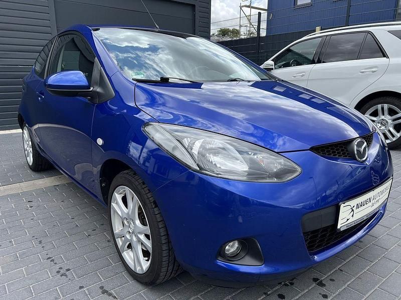 Gebraucht Mazda 2 Inclusive 86 PS (63 kW) 2009 Blau Limousine