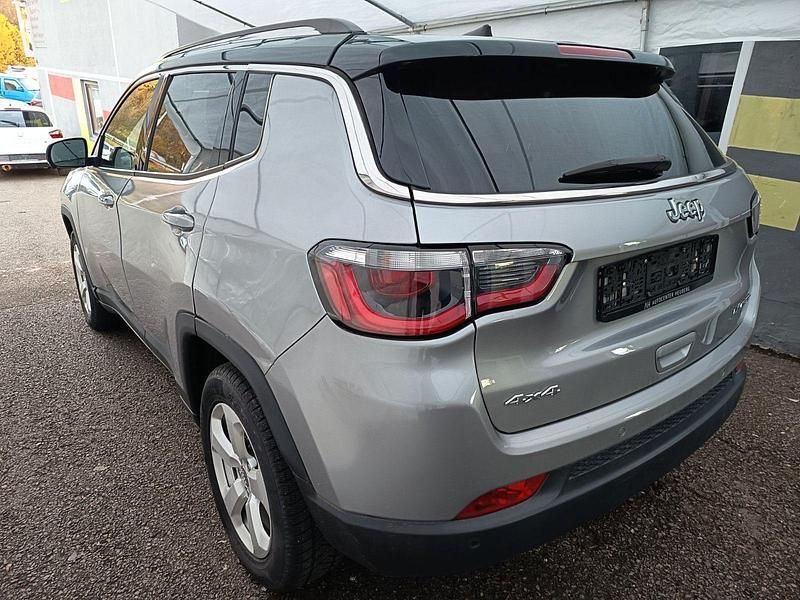 Occasion Jeep Compass Limited 140 ch (102 kW) 2018 Gris SUV