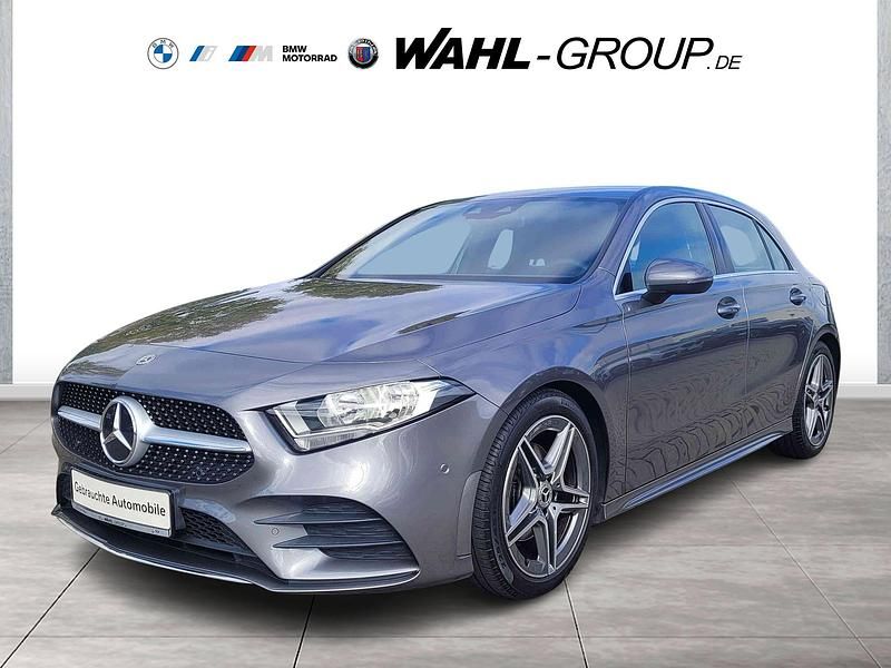 Silber Gebraucht 2020 Mercedes A180 Sport Limousine | 24.970 € (Fairer Preis) - Bild 1/4