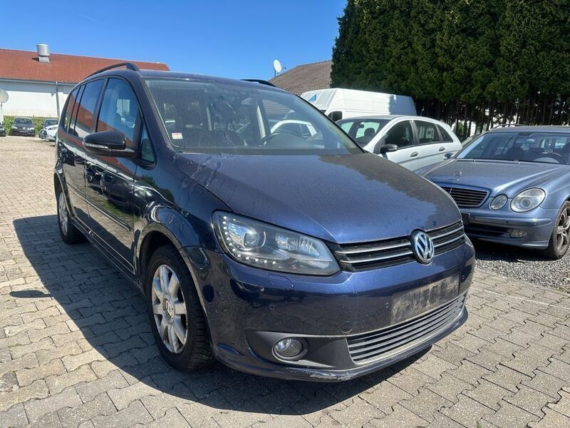 Blau Gebraucht 2012 VW Touran Comfortline Van / Kleinbus | 3.999 € (Fairer Preis) - Bild 1/4