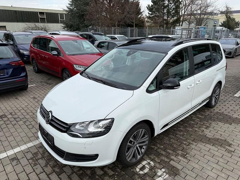 Gebraucht VW Sharan Highline 150 PS (110 kW) 2020 Weiß Van / Kleinbus