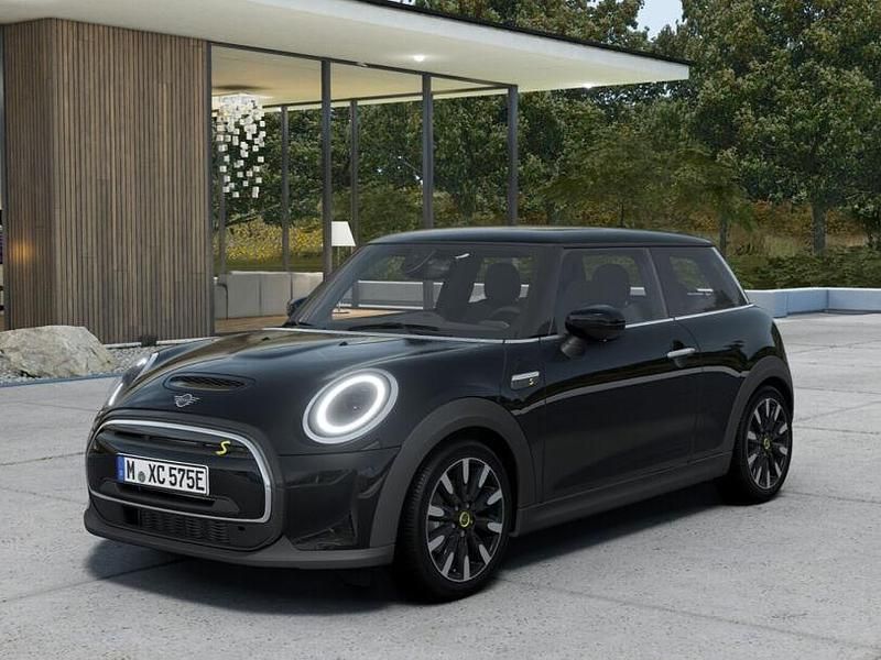 Gebraucht Mini Cooper SE 135 kW (184 PS) 2023 Midnight black ii (schwarz) Kleinwagen