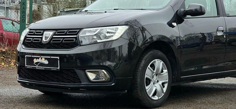 Schwarz Gebraucht 2019 Dacia Sandero Kleinwagen | 7.999 € (Guter Preis) - Bild 1/4