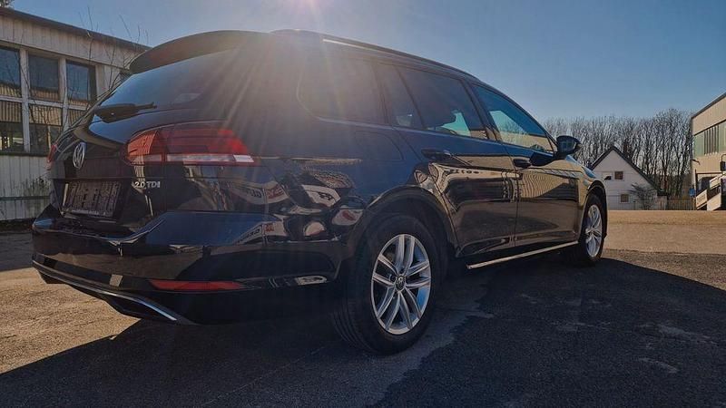 Gebraucht VW Golf VII Highline 150 PS (110 kW) 2017 Schwarz Kombi