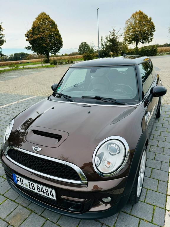 Braun Gebraucht 2011 Mini Cooper S Kleinwagen | 8.000 € (Superpreis) - Bild 1/4