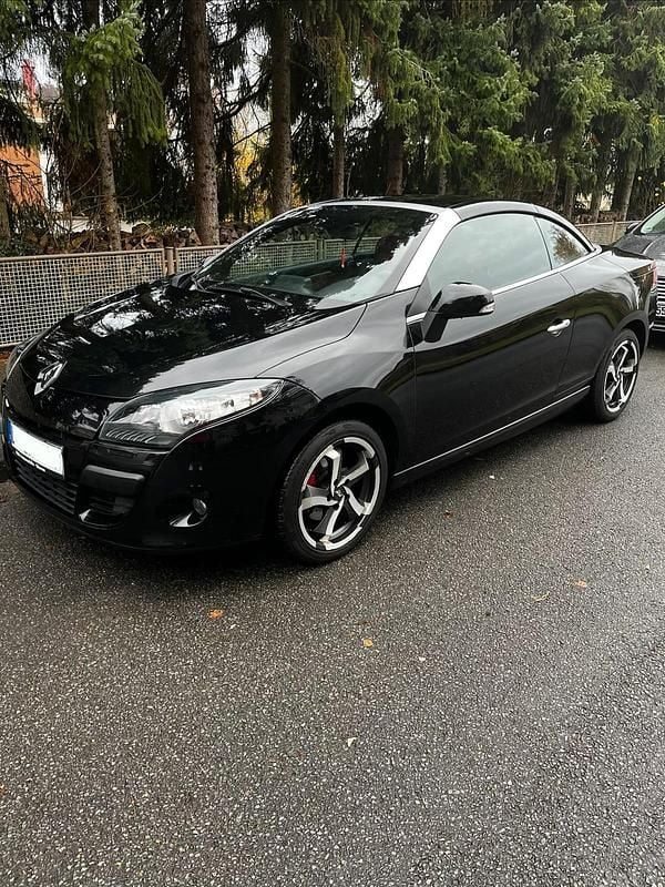 Schwarz Gebraucht 2010 Renault Mégane Cabriolet Cabrio | 6.500 € (Etwas zu teuer) - Bild 1/4