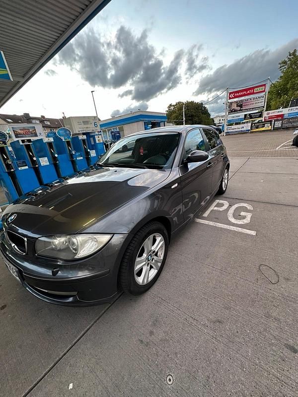 Gebraucht 2007 BMW 120 Kleinwagen | 5.750 € (Teuer) - Bild 1/4