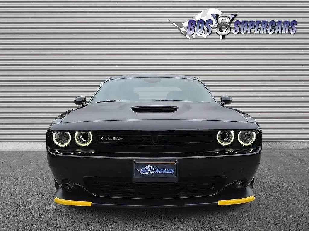 Używany Dodge Challenger 381 KM (280 kW) 2023 Czarny Coupe