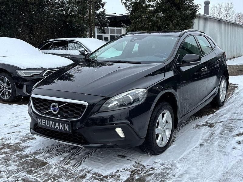 Gebraucht Volvo V40 CC Momentum 114 PS (83 kW) 2014 Schwarz Kombi