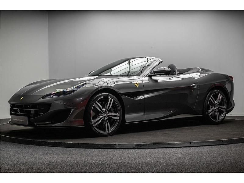 Second-hand Ferrari Portofino 816 CP (600 kW) 2019 Gri Cabrio