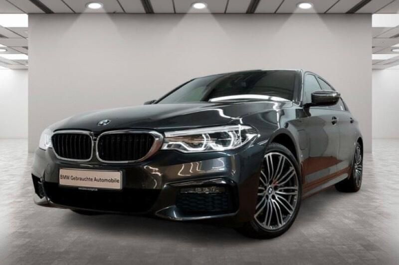 Grau Gebraucht 2019 BMW 530e iPerformance Limousine | 32.390 € (Fairer Preis) - Bild 1/4