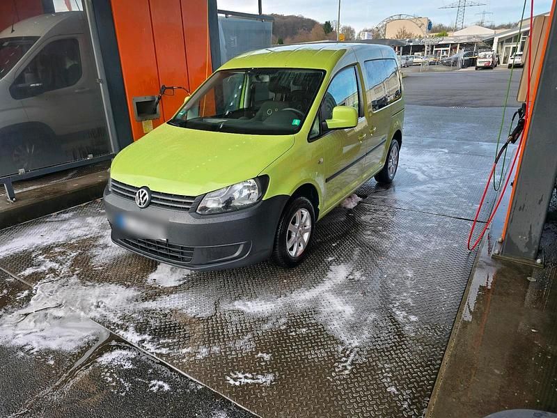 Grün Gebraucht 2012 VW Caddy Van / Kleinbus | 6.500 € (Fairer Preis) - Bild 1/3