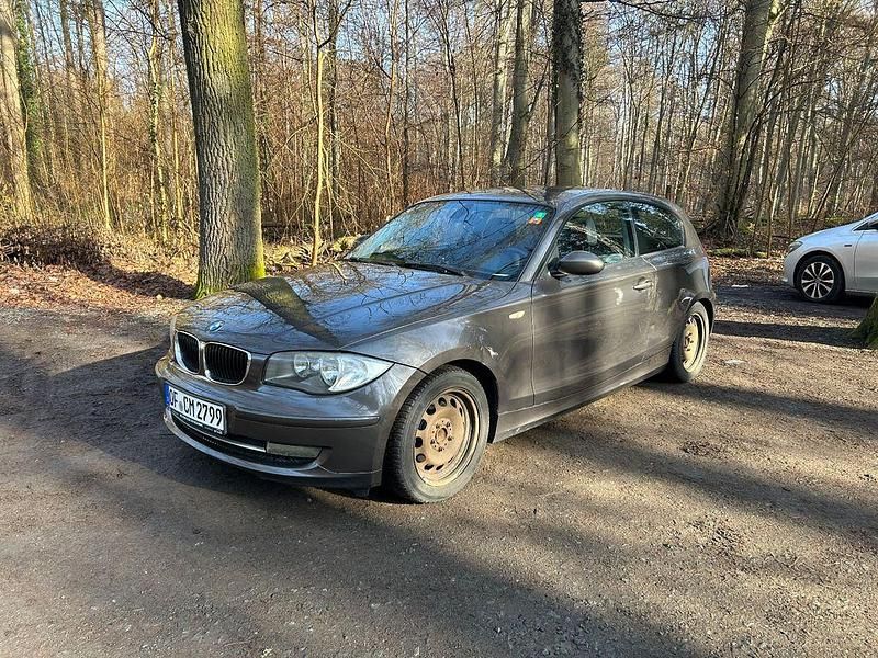 Gebraucht BMW 116 122 PS (89 kW) 2008 Braun Kleinwagen
